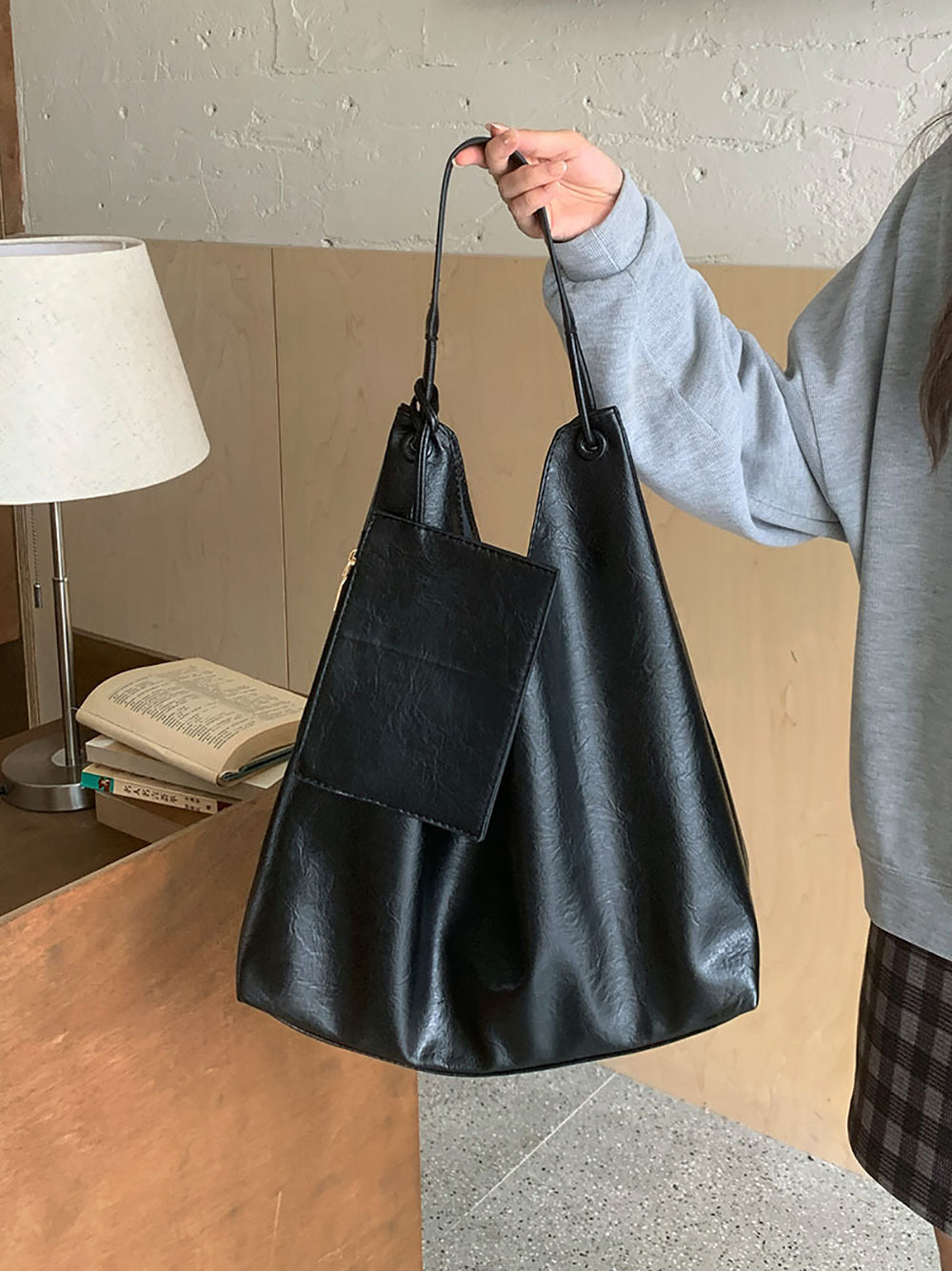 PU Shopper Handheld Bag