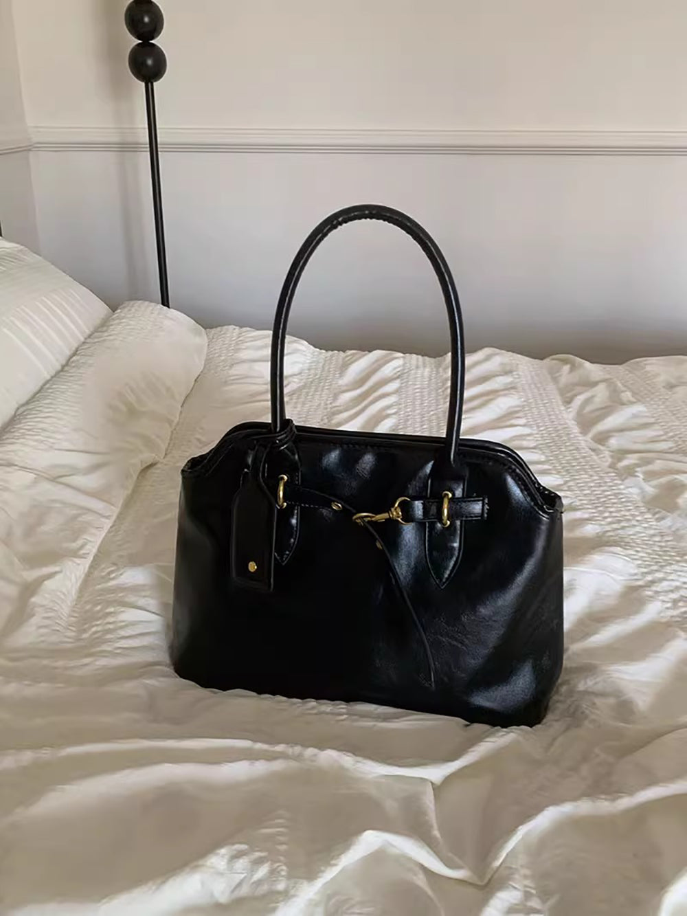 PU Swagger Sling Bag