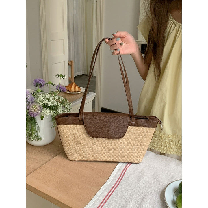 Colourblocked Bucket Shoulder Bag