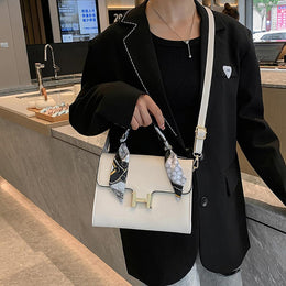 PU Swagger Handheld Bag