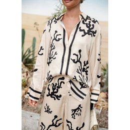 Women Camouflage Dyed V-Neck Pockets T-shirt