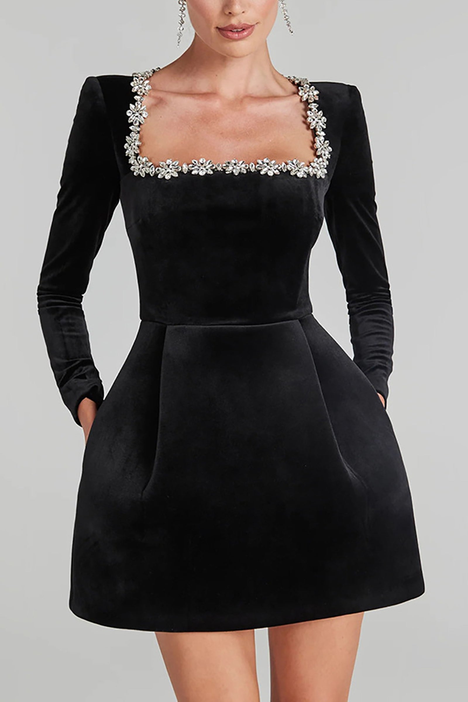 Women Square Neck Applique Sheath Mini Dress