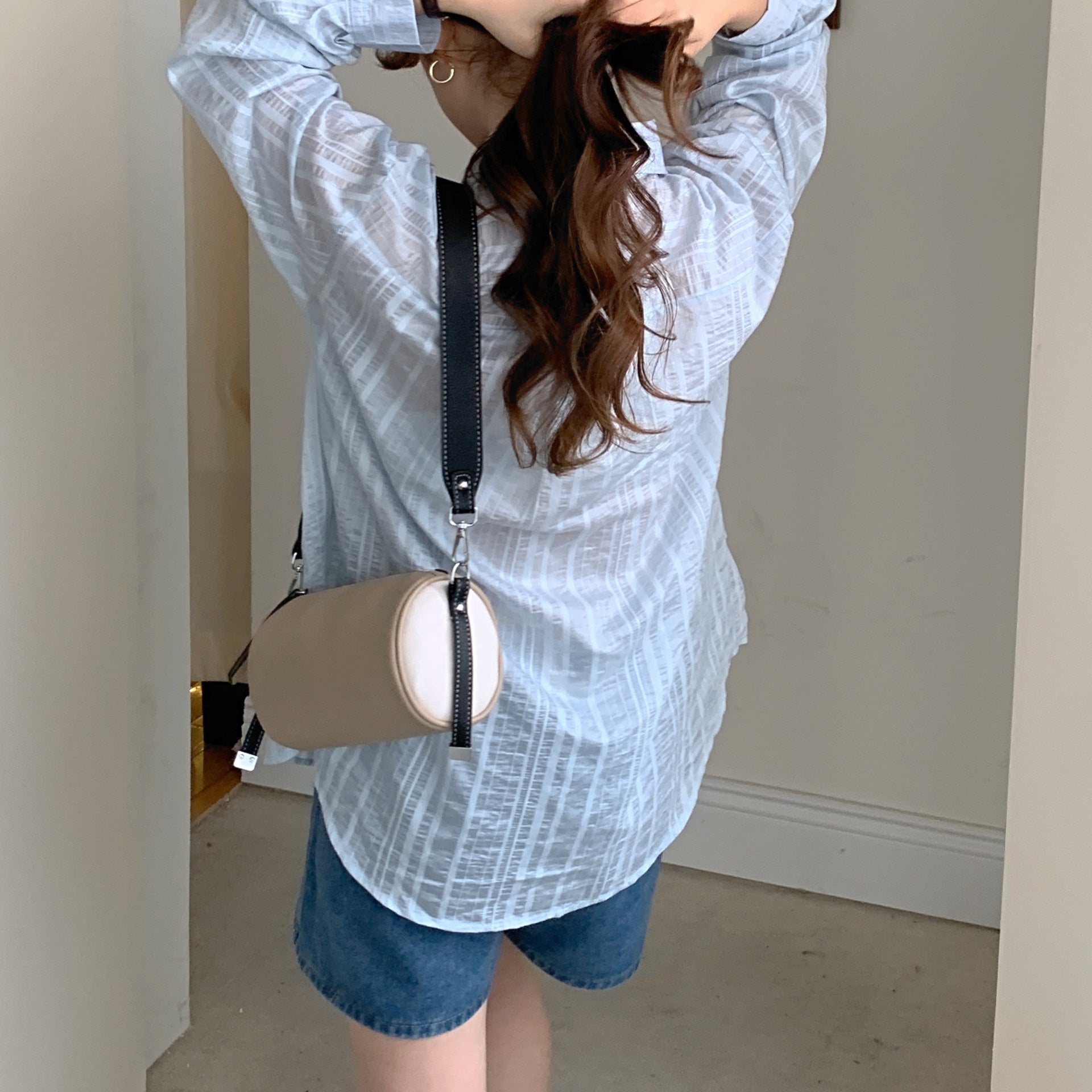 Women Solid Shopper Shoulder Bag