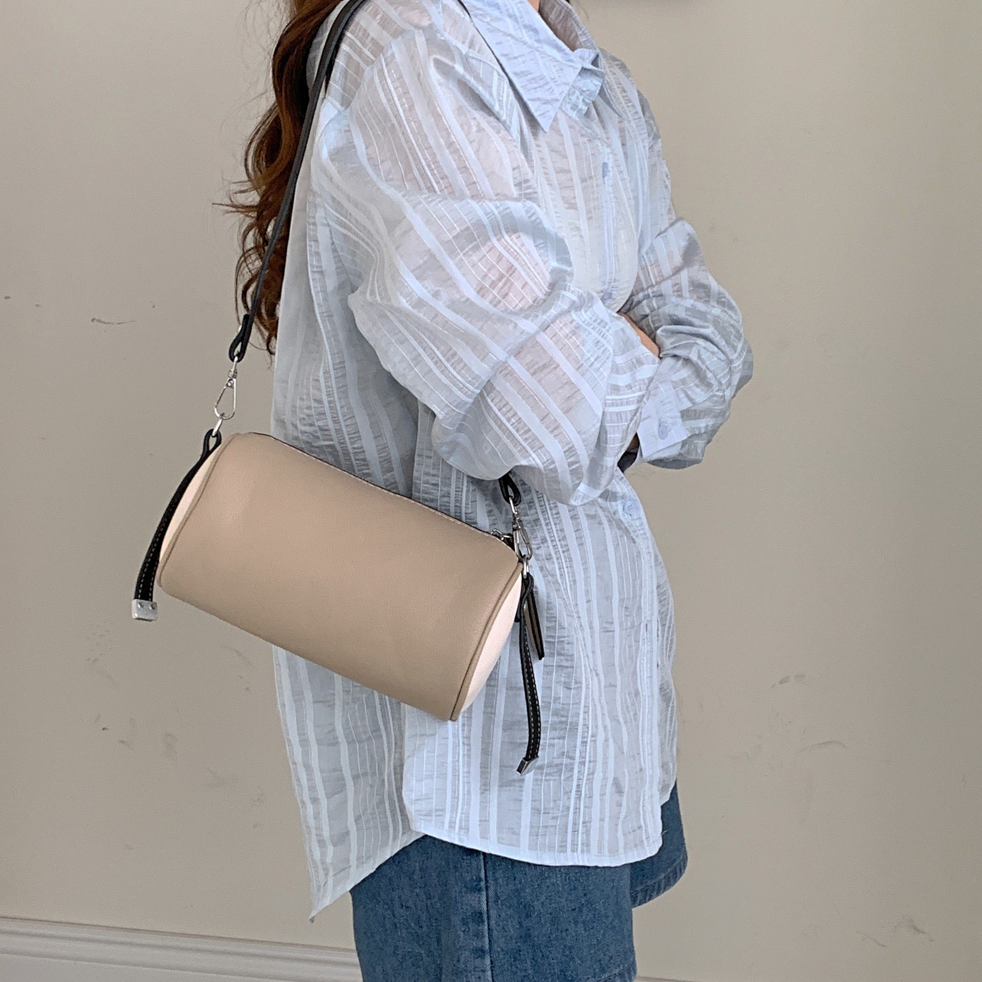 Women Solid Shopper Shoulder Bag
