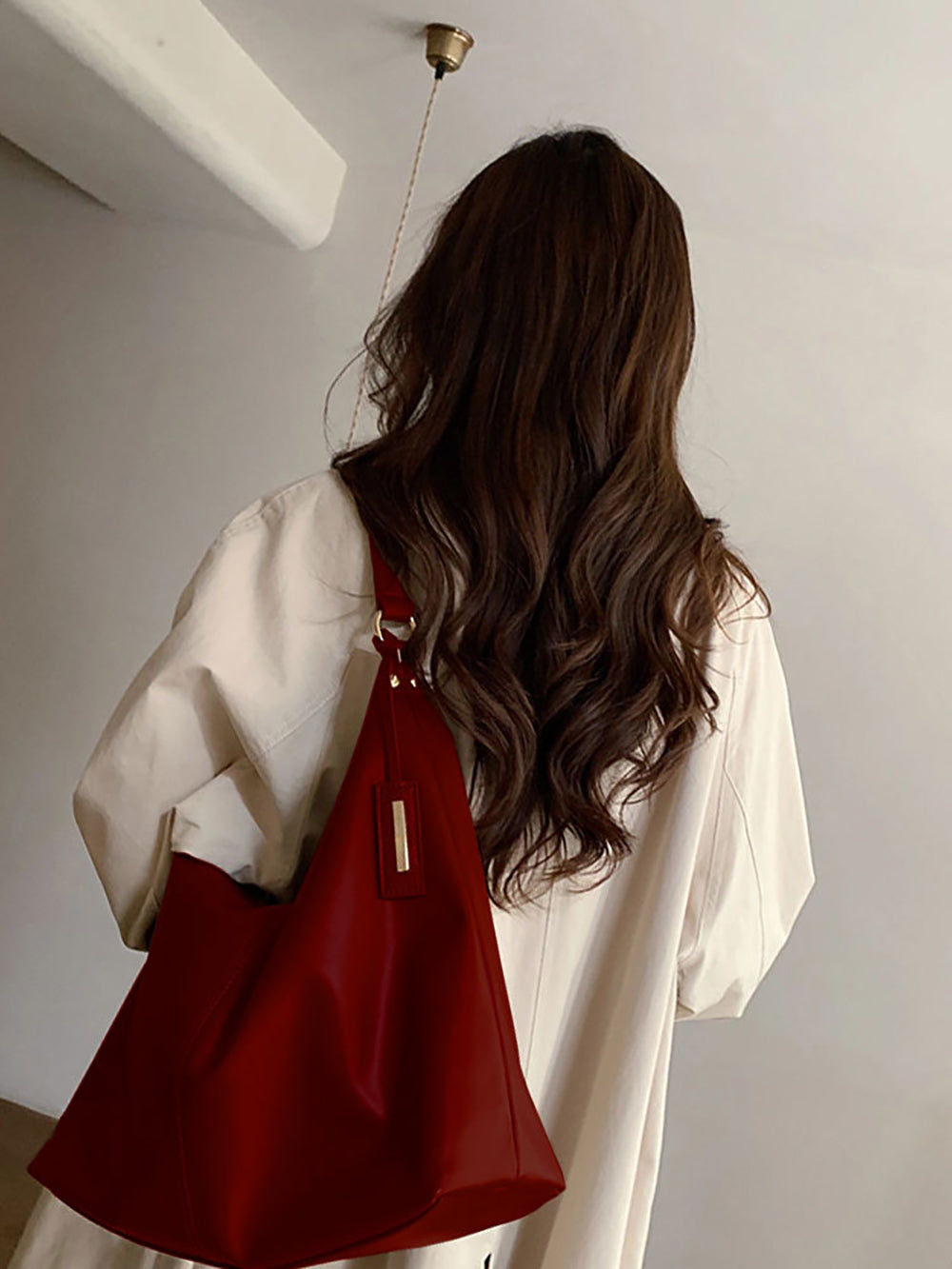 Women Solid Structured Tote Bag