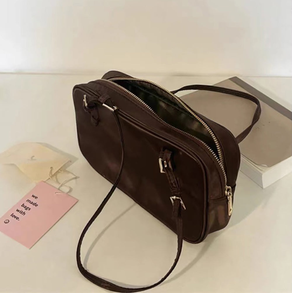 Women Solid Swagger Sling Bag
