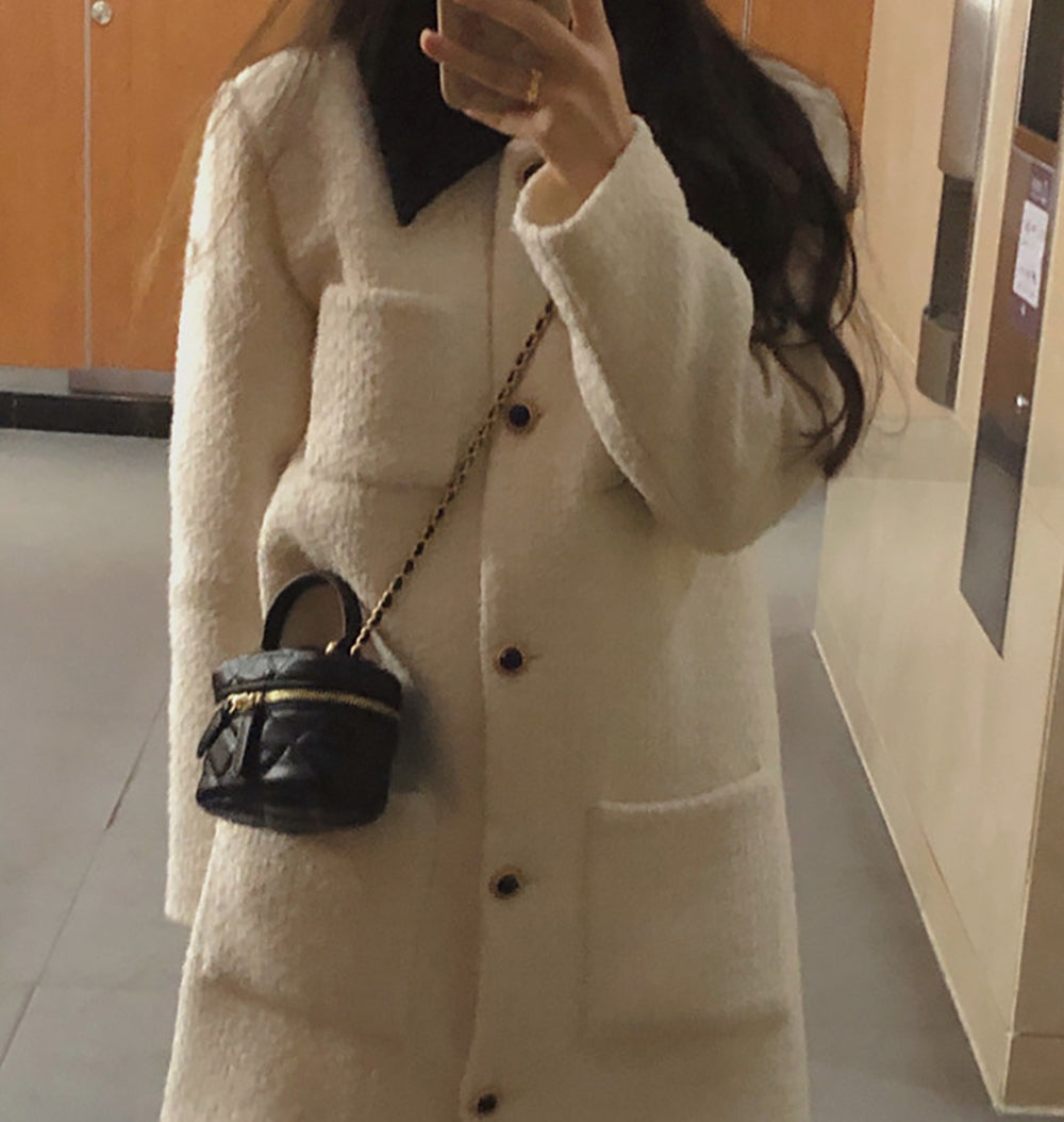 Women Textured Swagger Satchel Bag