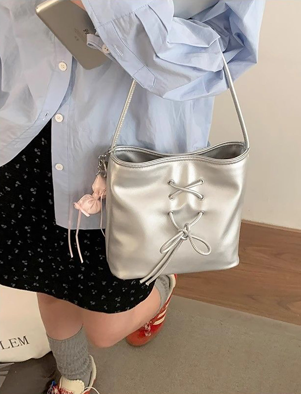 Women Solid Structured Shoulder Bag