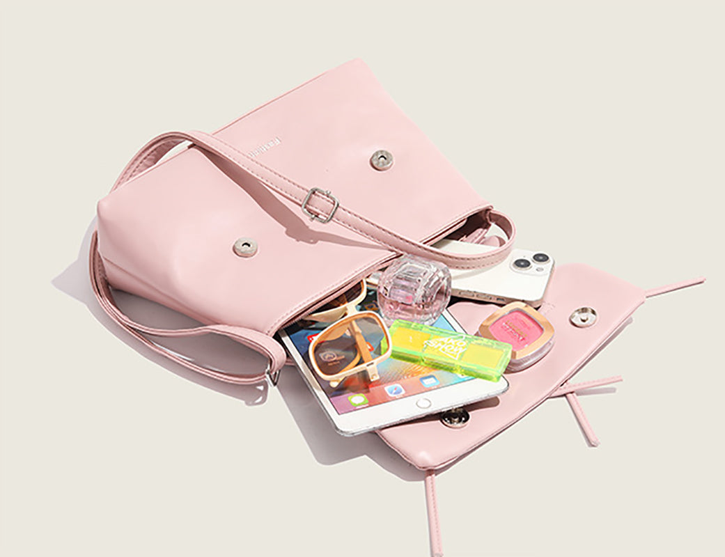 Women Solid Swagger Sling Bag