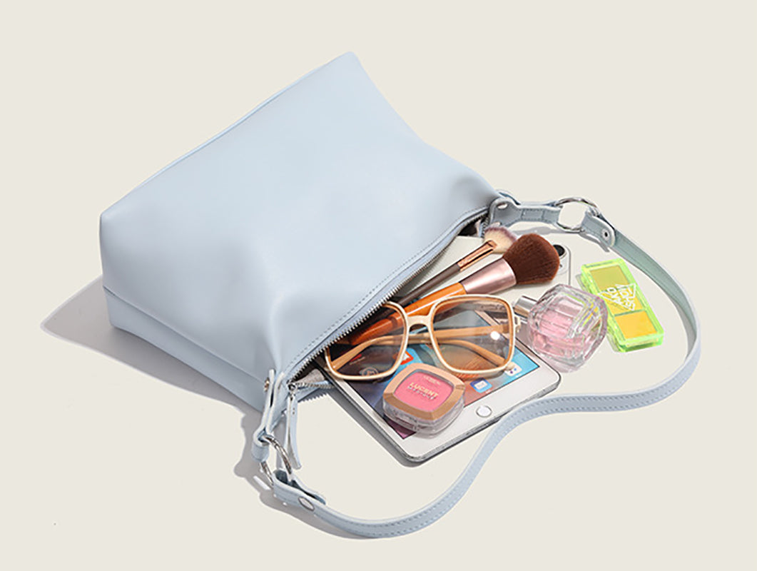 Women Solid Shopper Shoulder Bag