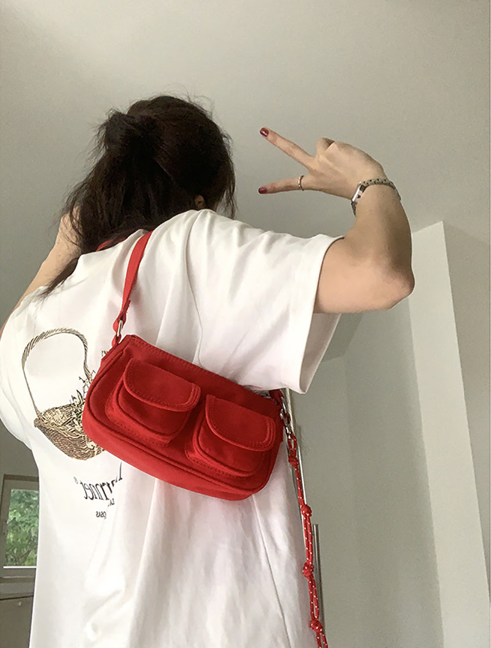 Women Solid Swagger Shoulder Bag