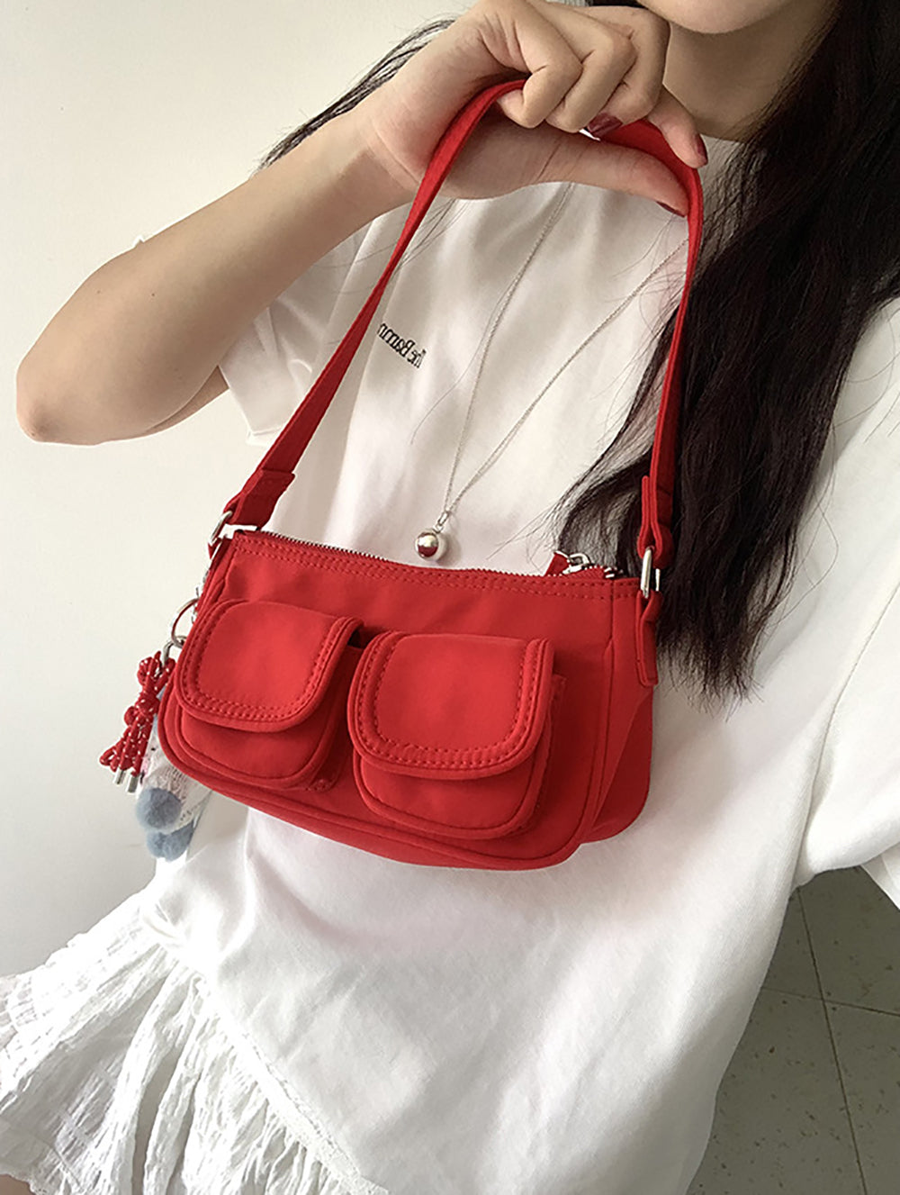 Women Solid Swagger Shoulder Bag