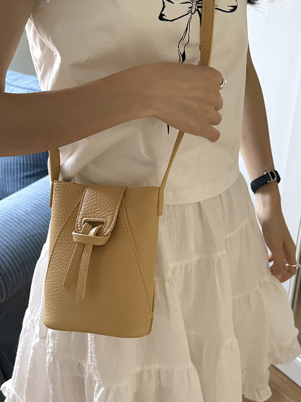 Women Textured Bucket Sling Bag