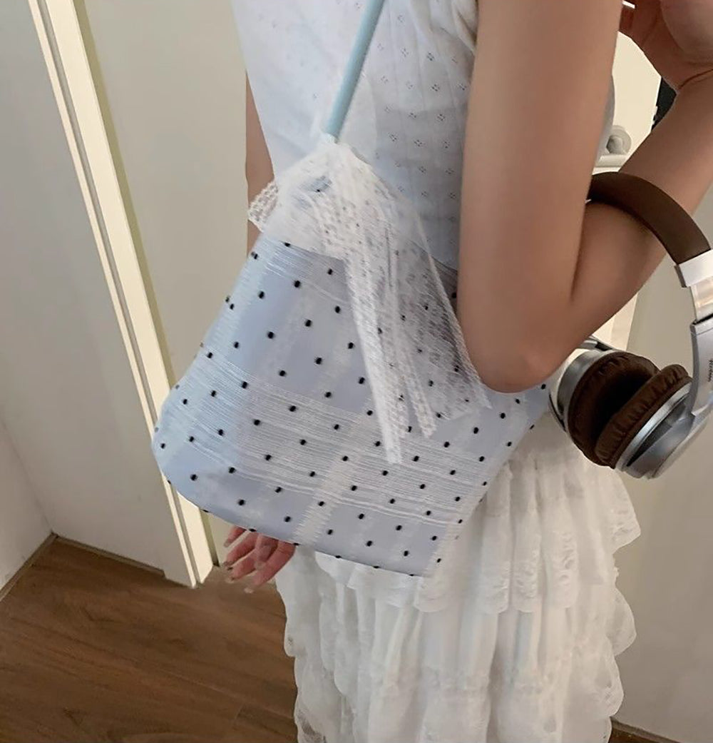 Women Geometric Printed Shopper Shoulder Bag With Scarf