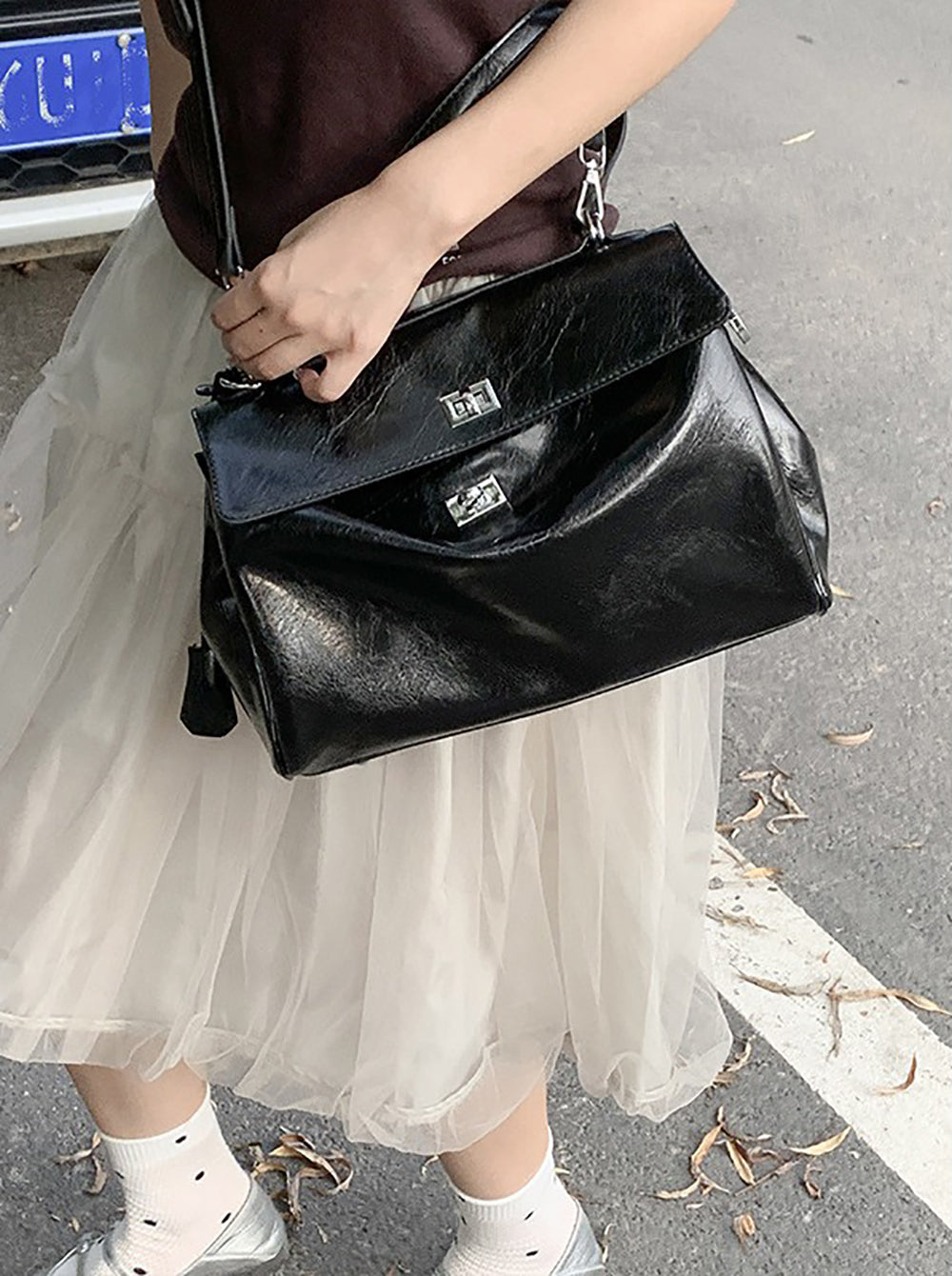 Women Textured Structured Satchel Bag