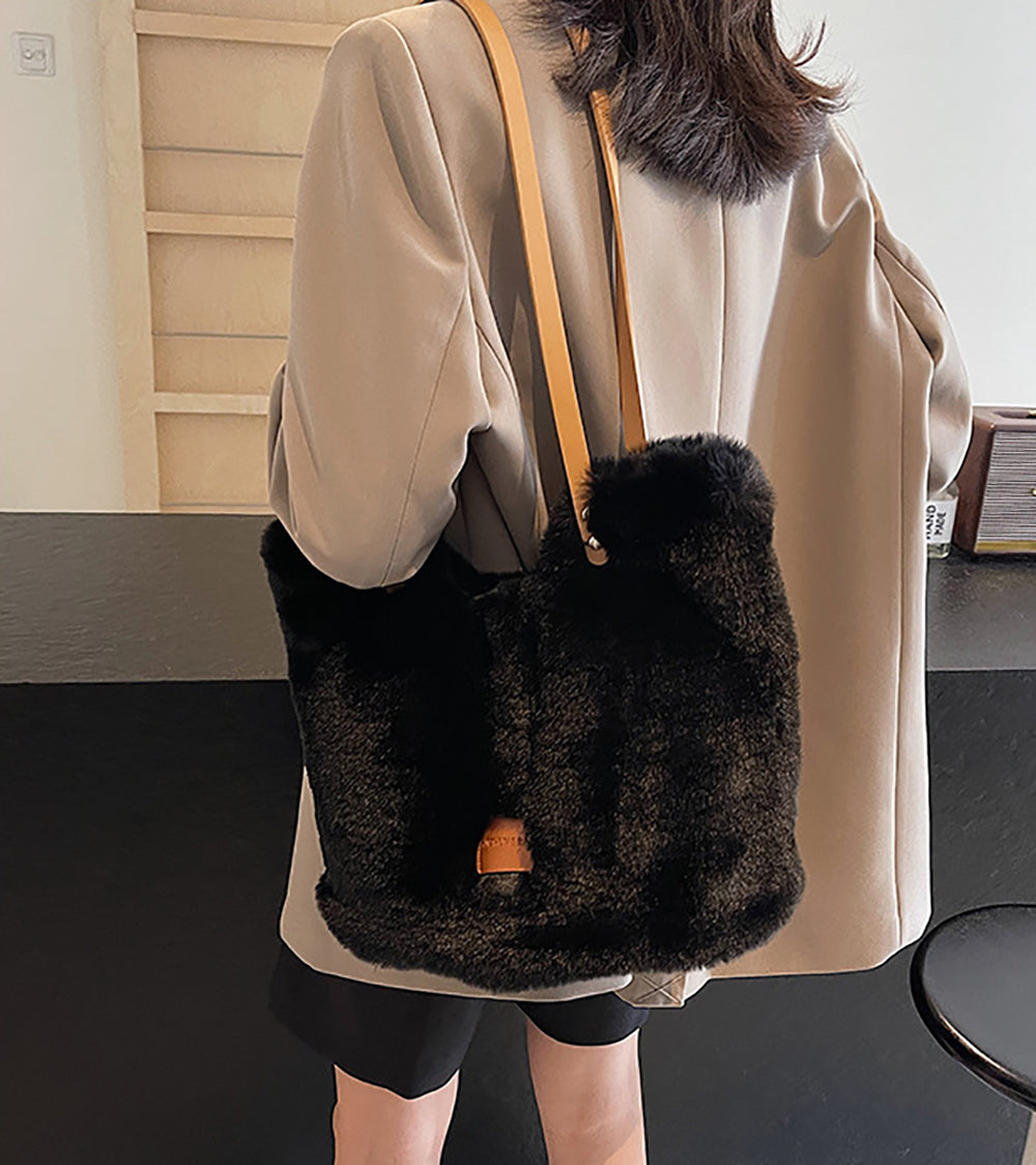 Black Solid One Handle Shoulder Bag