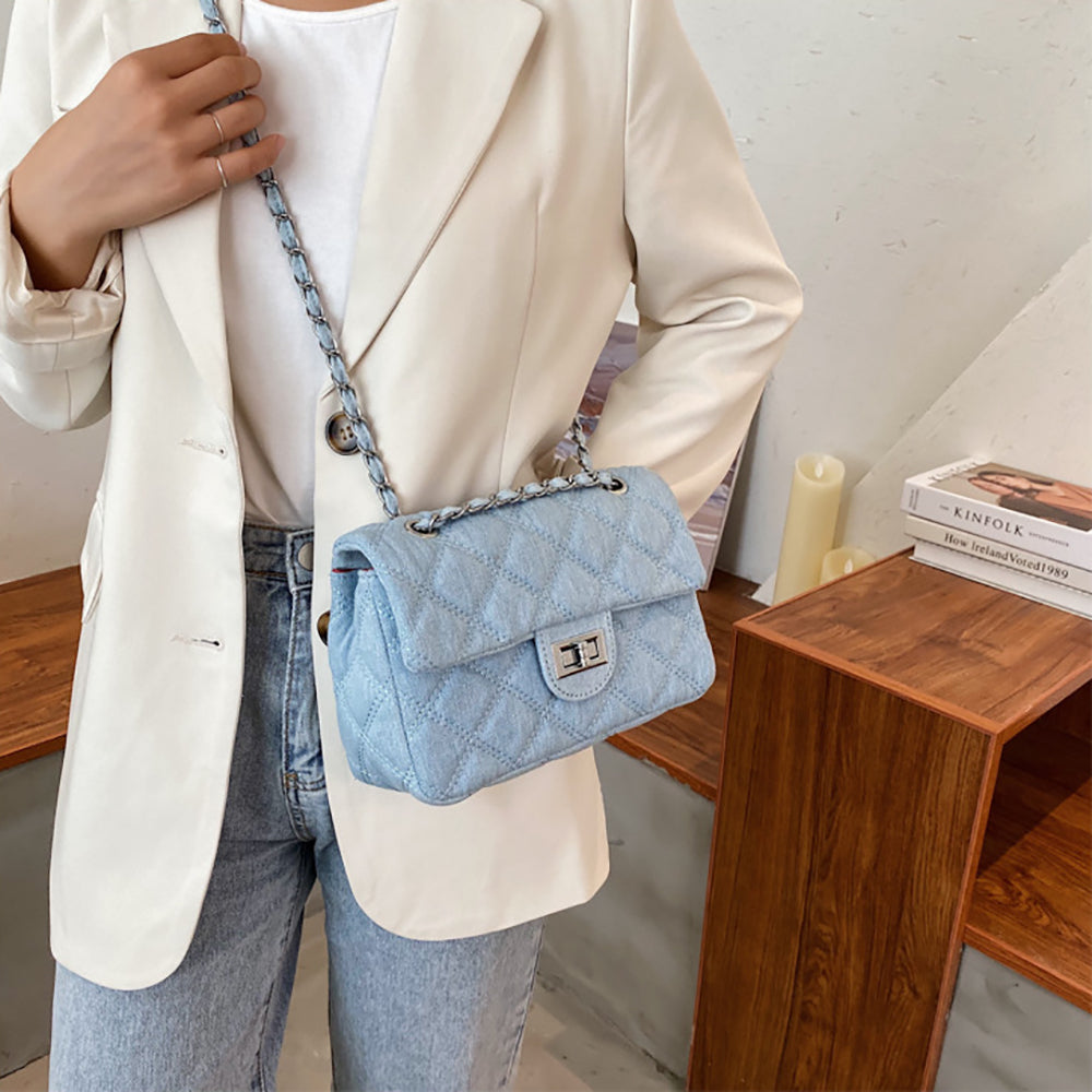Women Textured Swagger Sling Bag