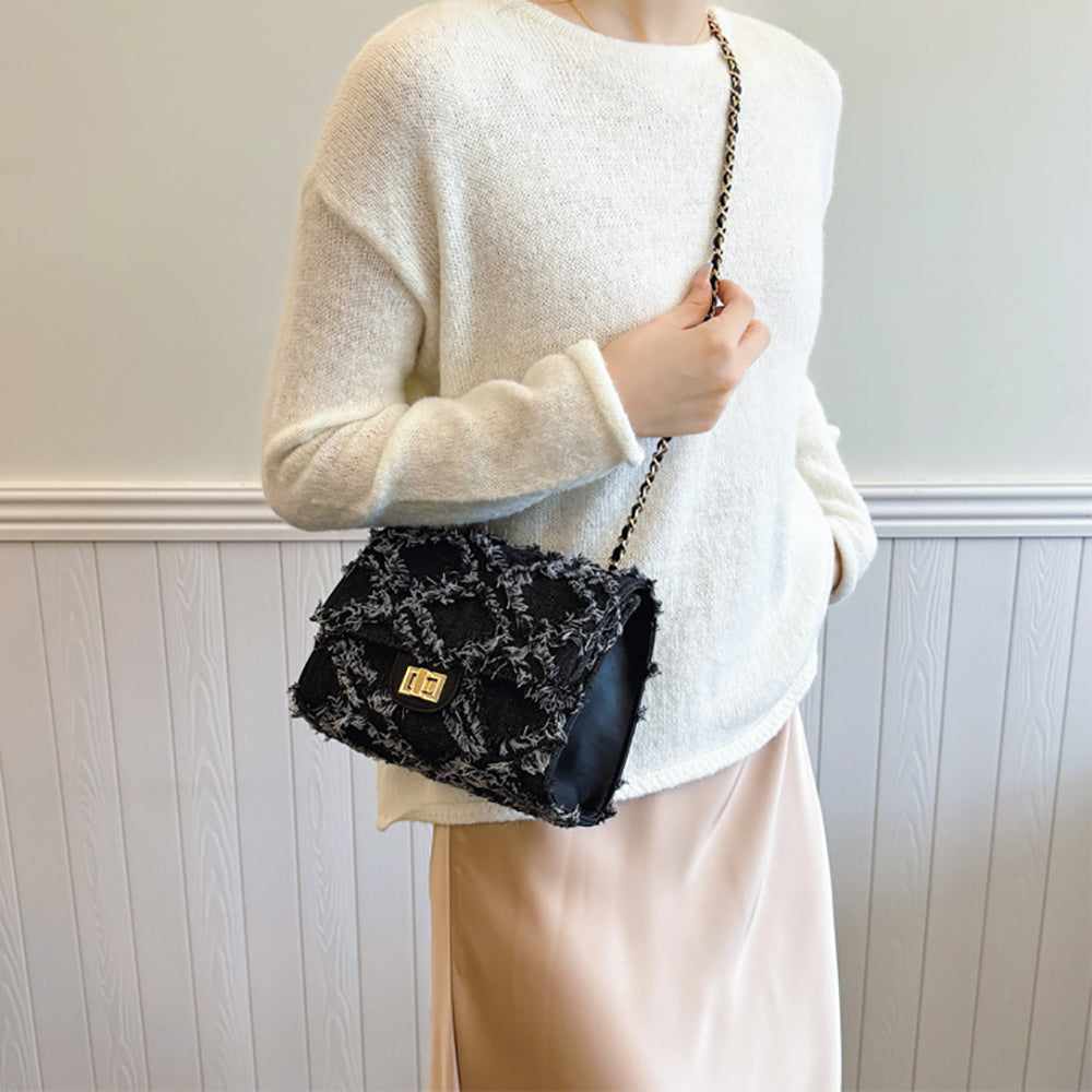 Women Textured Swagger Sling Bag
