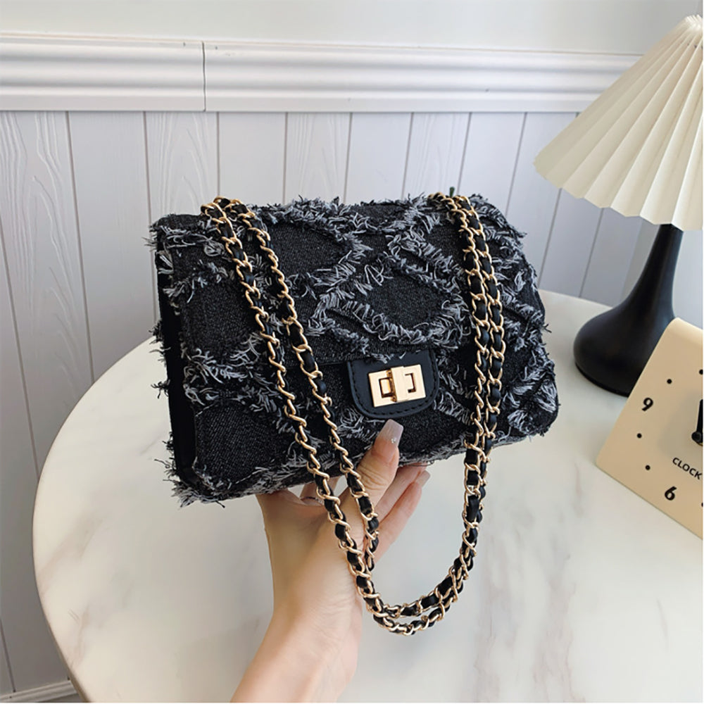 Women Textured Swagger Sling Bag