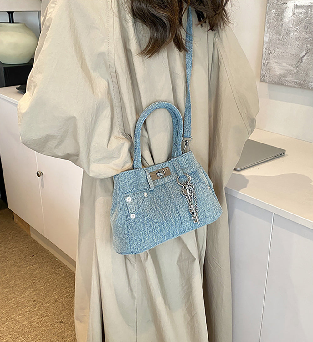 Women Textured Swagger Satchel Bag
