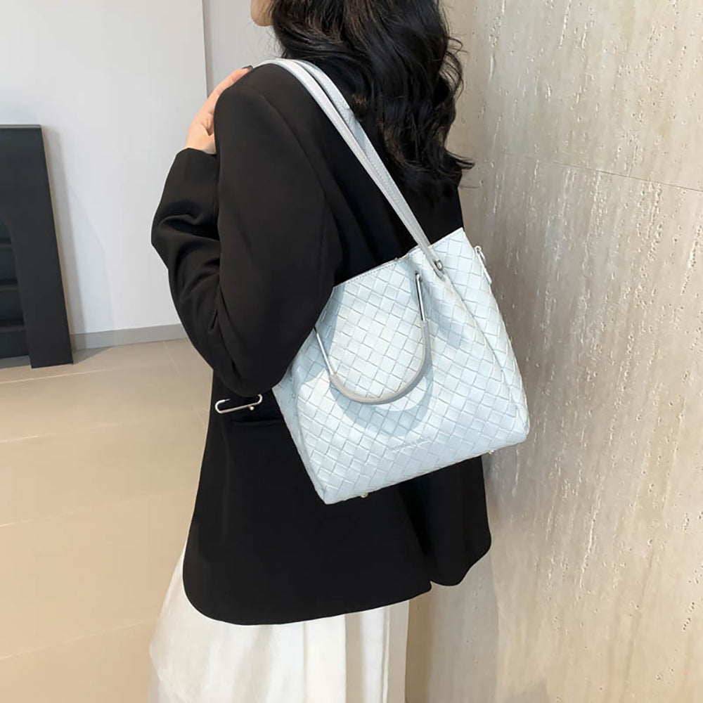 Women Textured Swagger Satchel Bag