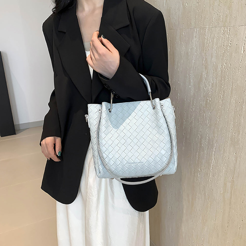 Women Textured Swagger Satchel Bag