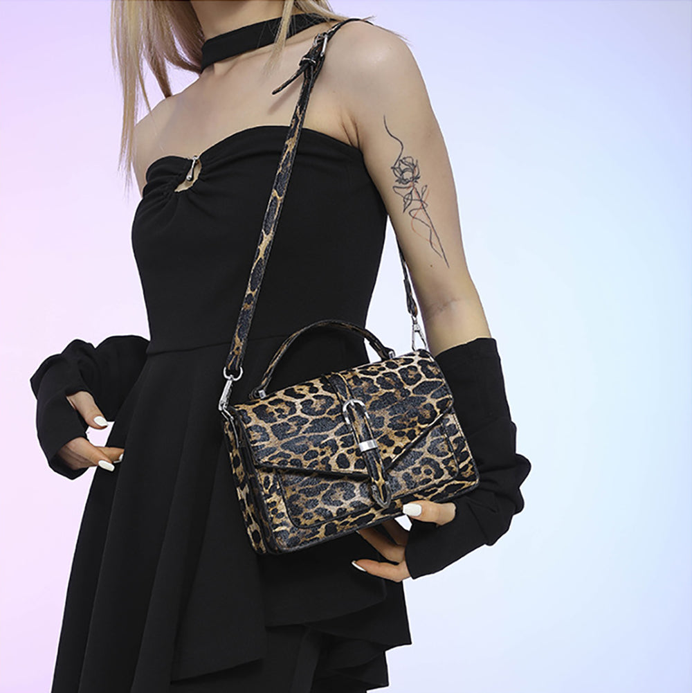 Women Animal Printed Structured Satchel Bag