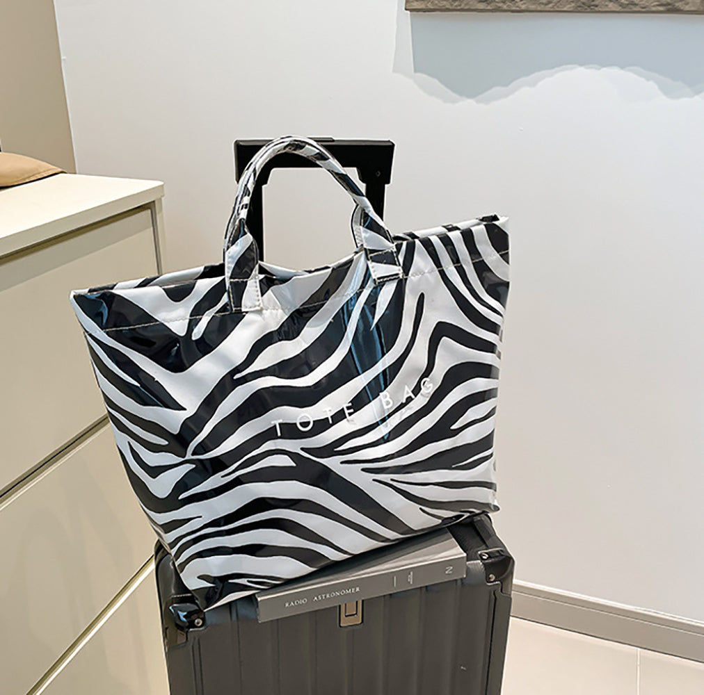 Black Printed One Handle Handheld Bag
