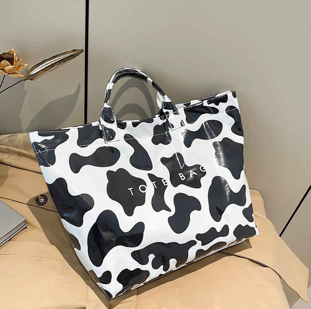 Black Printed One Handle Handheld Bag