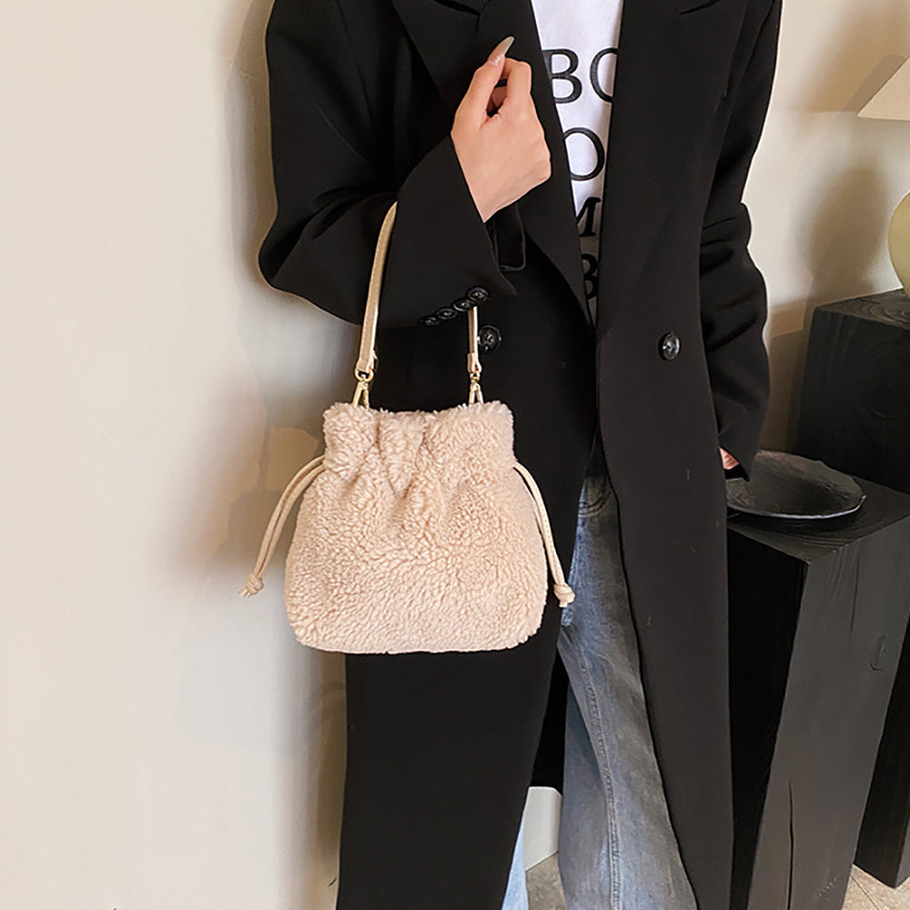 Women Solid Lace Sling Bag