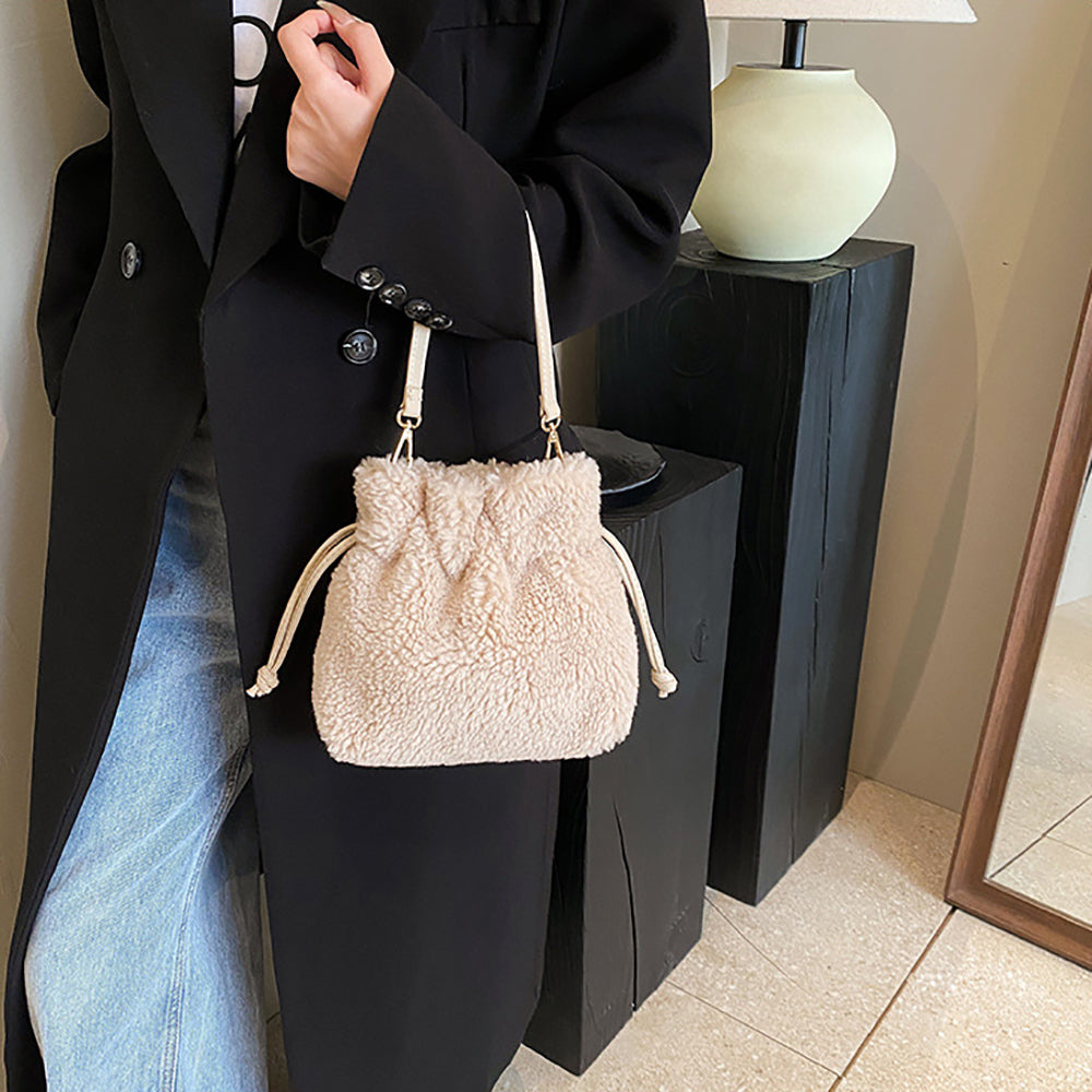 Women Solid Lace Sling Bag