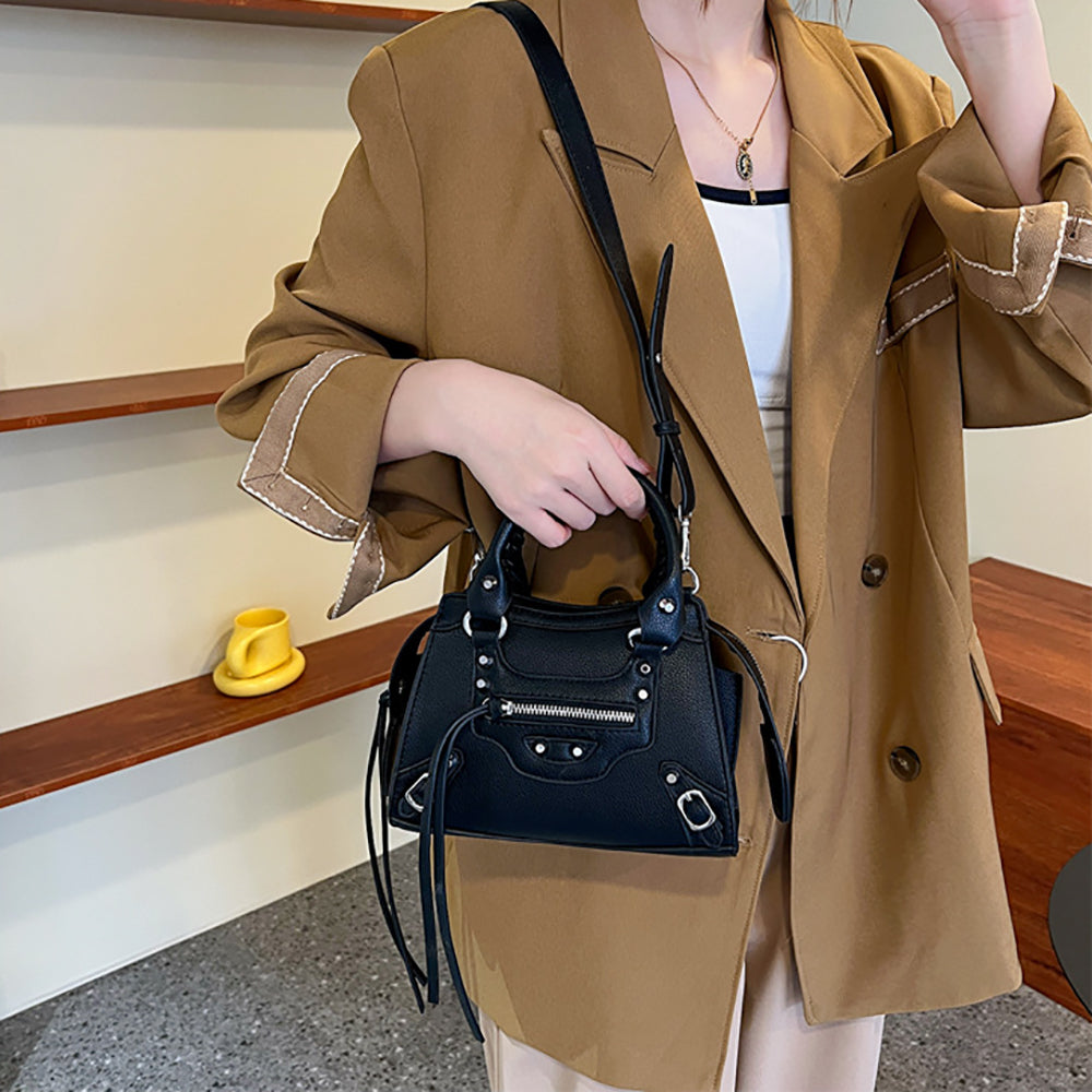 Women Textured Swagger Satchel Bag