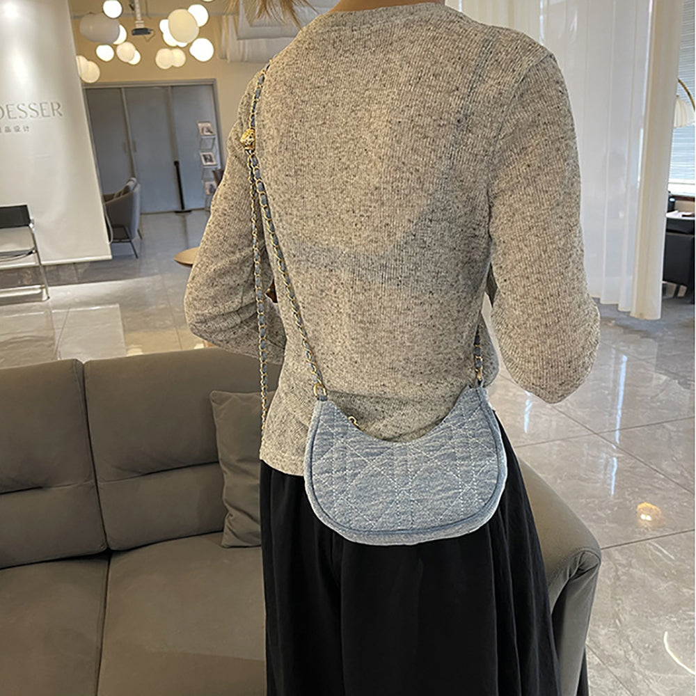 Women Textured Swagger Sling Bag