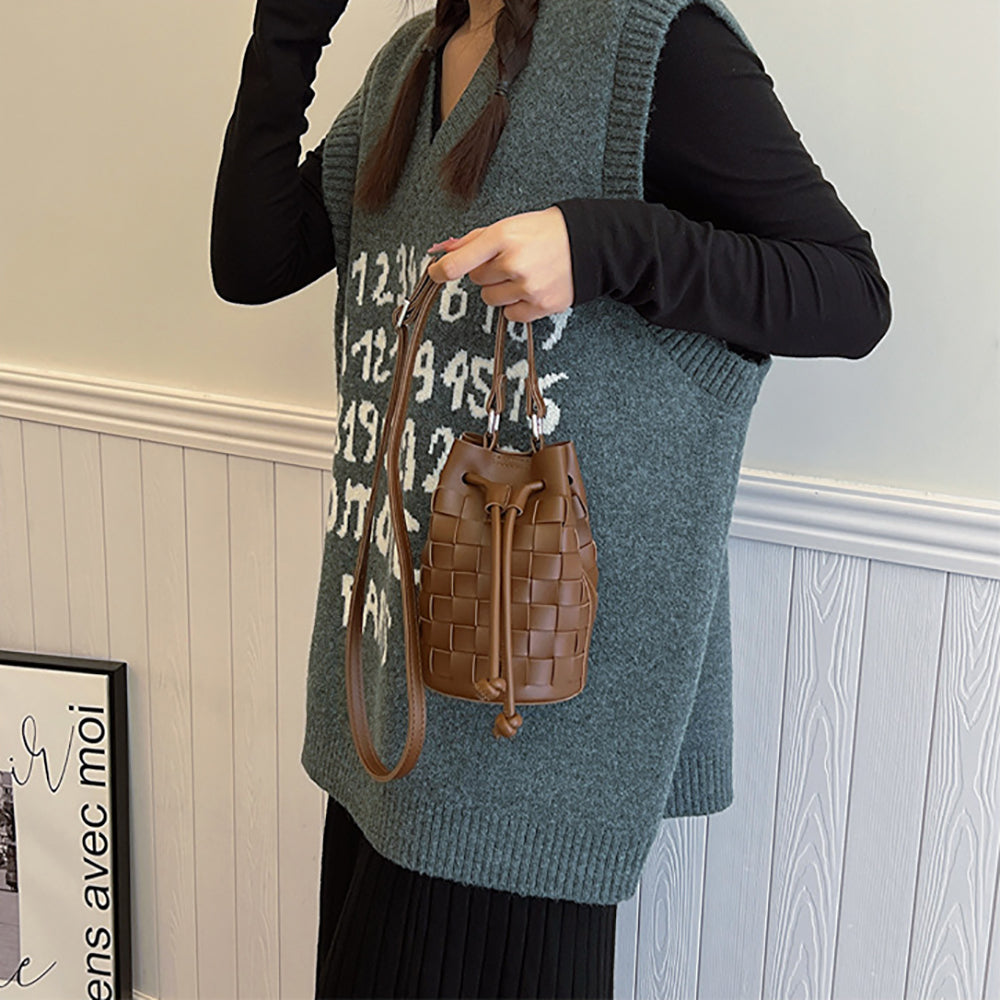 Women Textured Bucket Sling Bag