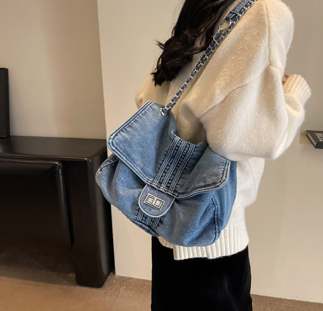 Women Solid Shopper Shoulder Bag