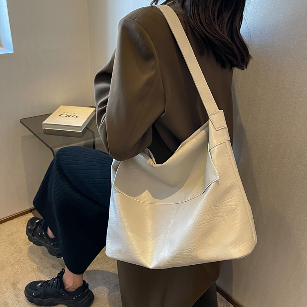 Women Solid Swagger Sling Bag