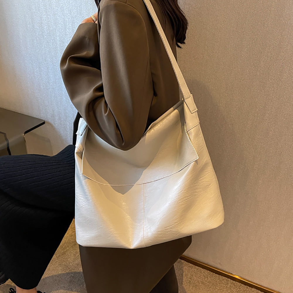 Women Solid Swagger Sling Bag