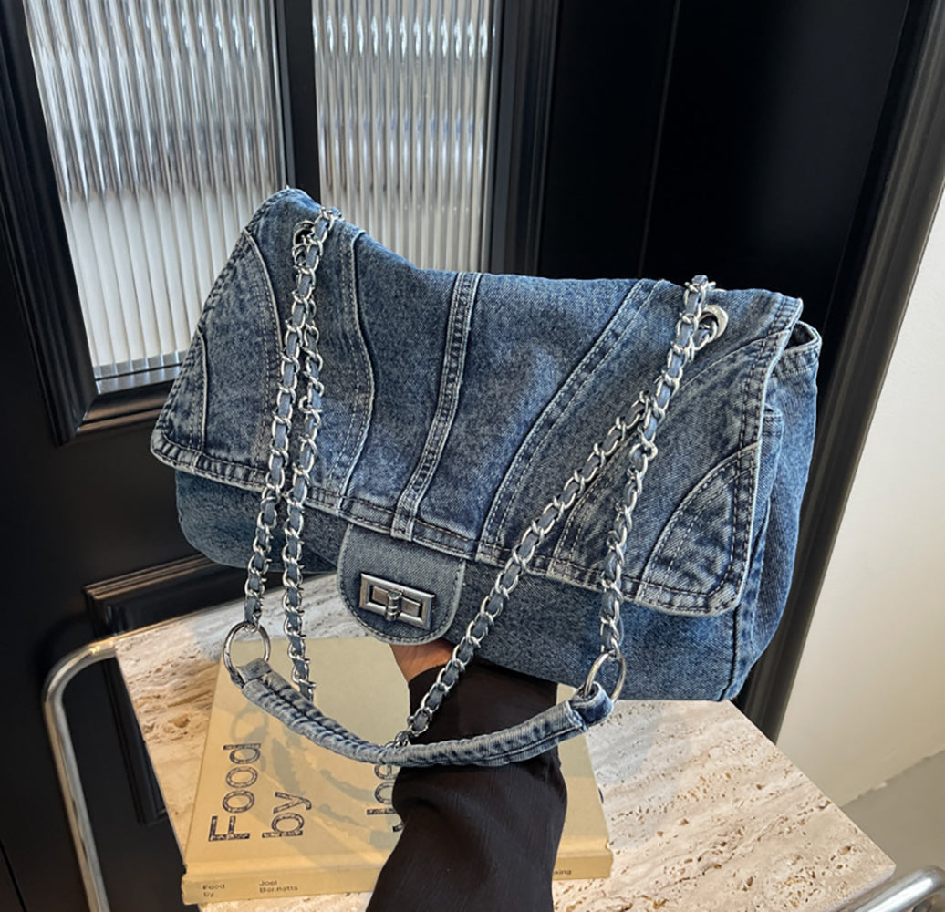 Women Solid Shopper Shoulder Bag