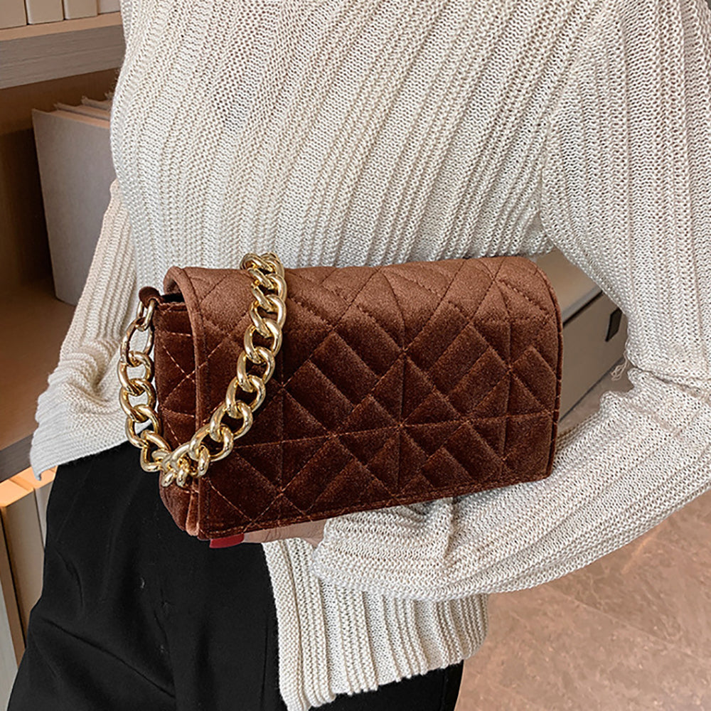 Women Textured Swagger Sling Bag