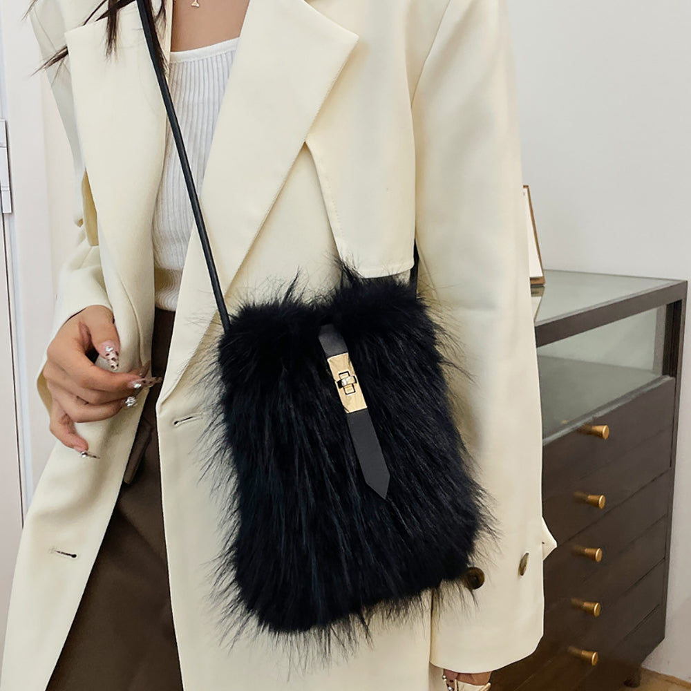 Women Solid Shopper Shoulder Bag