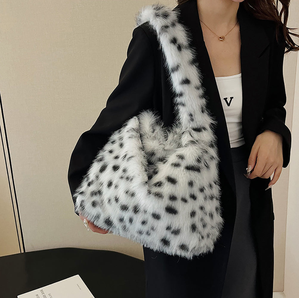 Off White Solid One Handle Hobo Bag