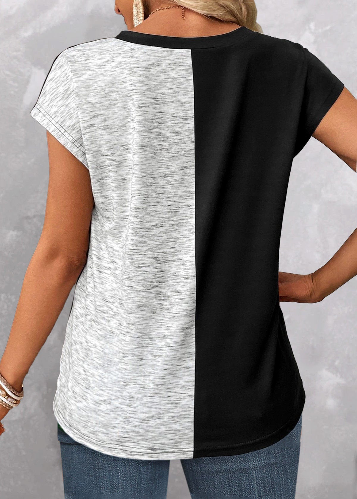 StyleCast Women Colourblocked V-Neck Top