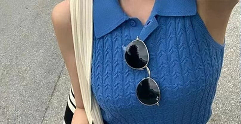 Women Solid Shirt Collar Knitted Top