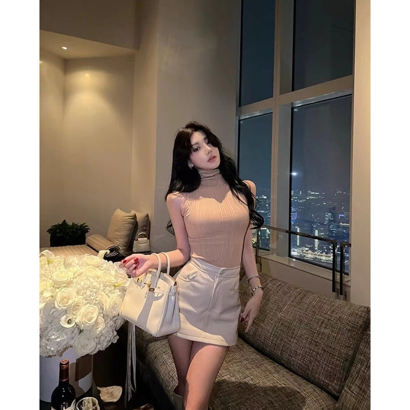 Women Fitted Ribbed Crop Top
