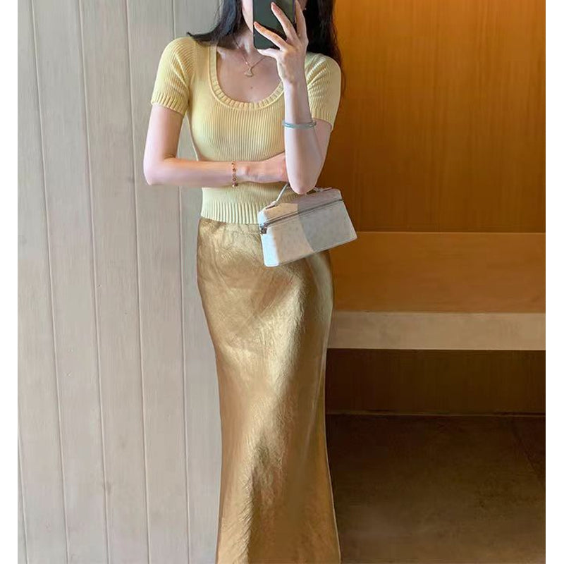 Women Ribbed Scoop Neck Crop Top