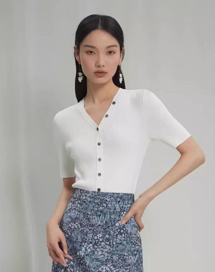 Women V-Neck Short Sleeve Regular Top