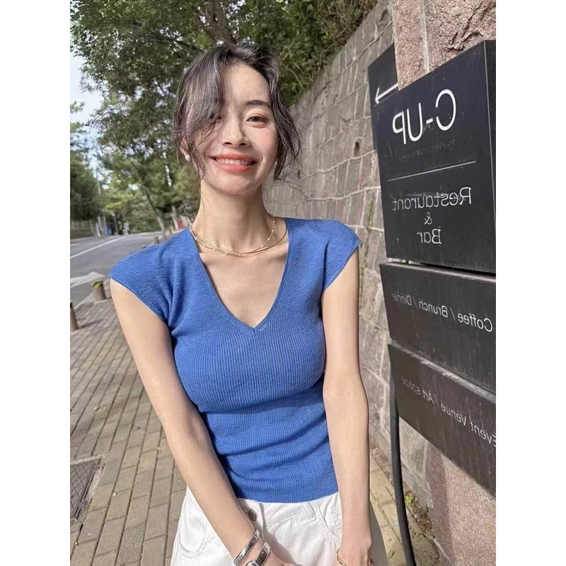Women Ribbed V-Neck Short Sleeves Fitted Top