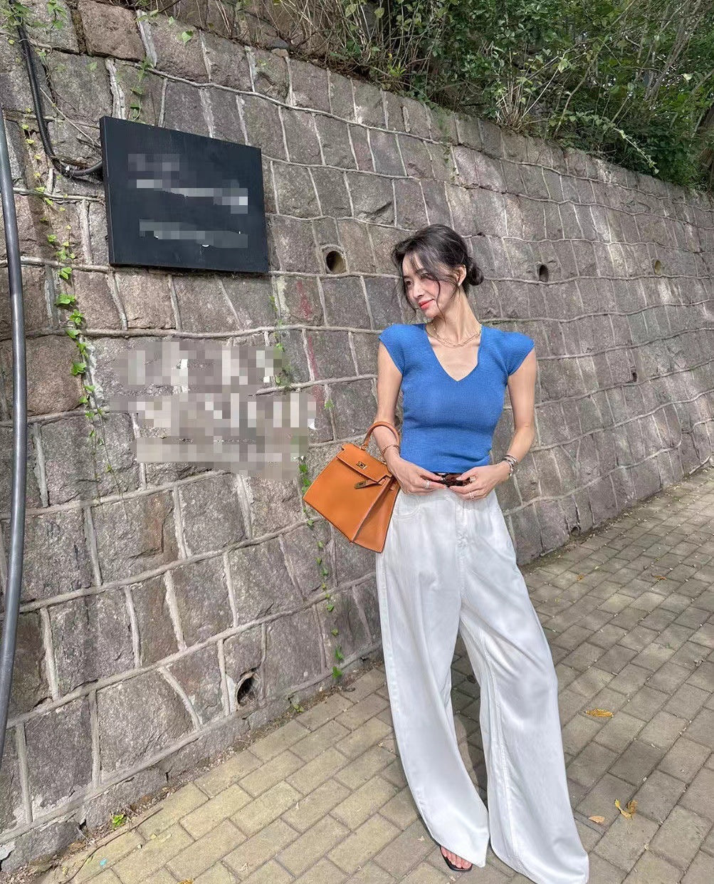 Women Ribbed V-Neck Short Sleeves Fitted Top