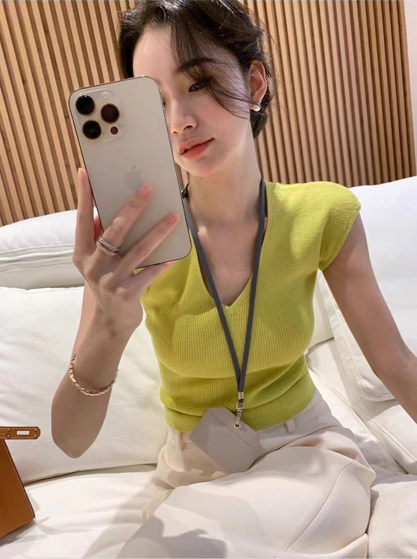 Women Ribbed V-Neck Regular Top