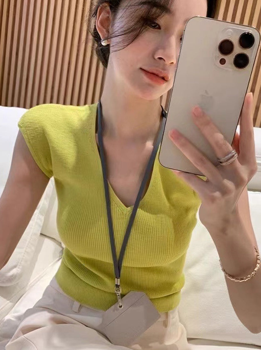 Women Ribbed V-Neck Regular Top